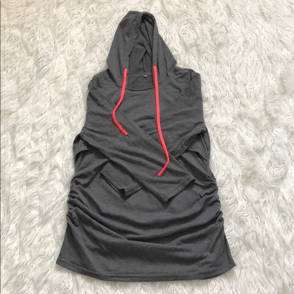 Tops - 🤱🏼 MATERNITY!!: Gray sweatshirt